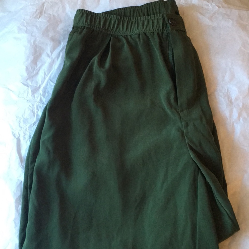 Silky army green J. Crew pants size 4
